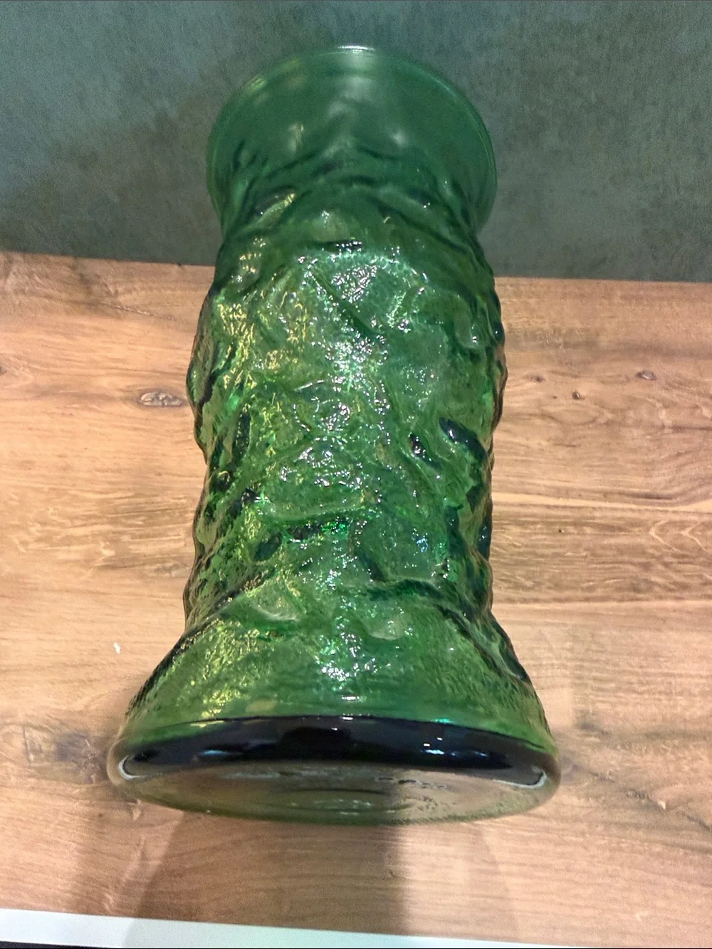 Textured Emerald Green Glass Vase